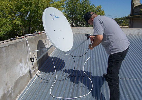 antena satelital